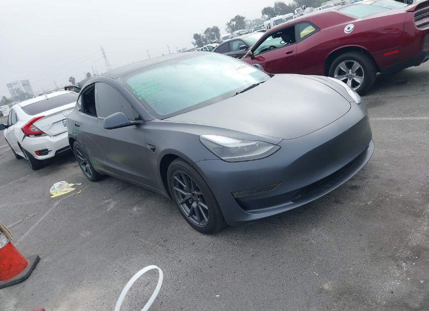 2023 Tesla Model 3 REAR-WHEEL DRIVE (VIN 5YJ3E1EA4PF698033) main photo