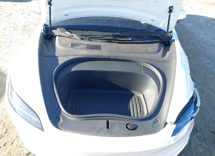 Photo 10 of 2024 Tesla Model 3 REAR-WHEEL DRIVE (VIN 5YJ3E1EA4RF732586)