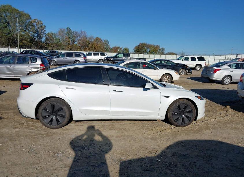 Photo 13 of 2024 Tesla Model 3 REAR-WHEEL DRIVE (VIN 5YJ3E1EA4RF732586)
