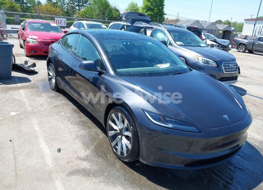 2024 Tesla Model 3 LONG RANGE DUAL MOTOR ALL-WHEEL DRIVE/REAR-WHEEL DRIVE (VIN 5YJ3E1EA4RF735729) main photo