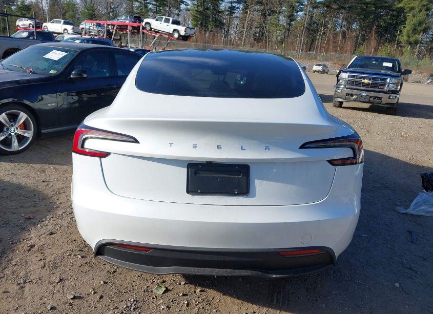 Photo 16 of 2024 Tesla Model 3 REAR-WHEEL DRIVE (VIN 5YJ3E1EA4RF849567)