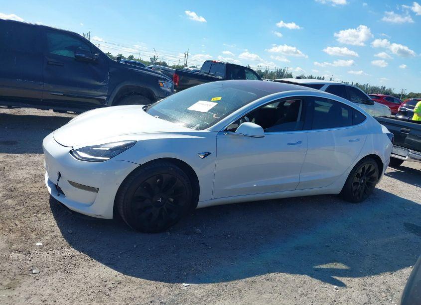 Photo 13 of 2018 Tesla Model 3 LONG RANGE/MID RANGE (VIN 5YJ3E1EA5JF026327)