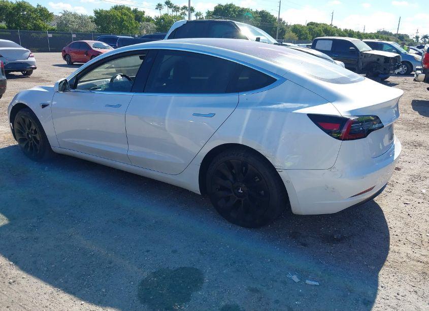 Photo 3 of 2018 Tesla Model 3 LONG RANGE/MID RANGE (VIN 5YJ3E1EA5JF026327)