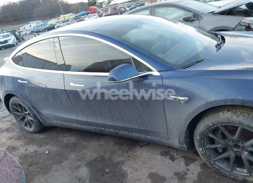 Photo 12 of 2018 Tesla Model 3 LONG RANGE/MID RANGE (VIN 5YJ3E1EA5JF027056)