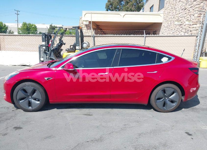 Photo 14 of 2018 Tesla Model 3 (VIN 5YJ3E1EA5JF039997)