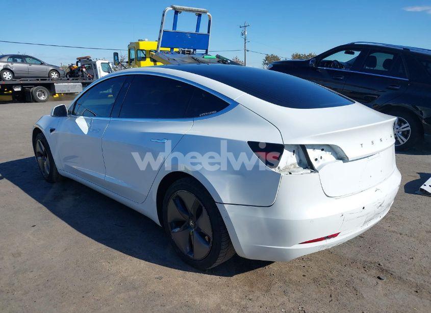 Photo 3 of 2018 Tesla Model 3 LONG RANGE/MID RANGE (VIN 5YJ3E1EA5JF048053)