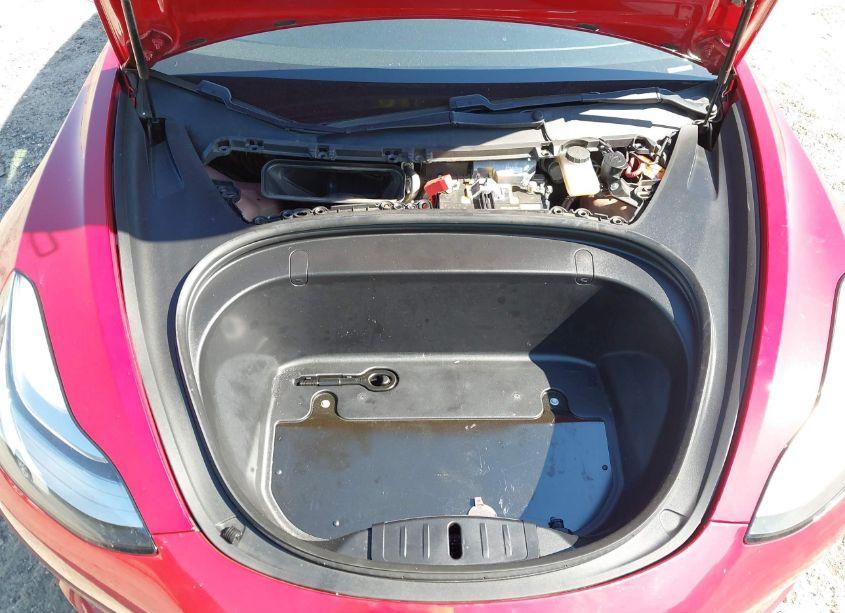 Photo 10 of 2018 Tesla Model 3 LONG RANGE/MID RANGE (VIN 5YJ3E1EA5JF052524)