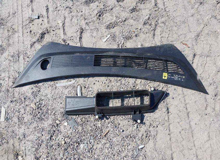 Photo 12 of 2018 Tesla Model 3 LONG RANGE/MID RANGE (VIN 5YJ3E1EA5JF052524)