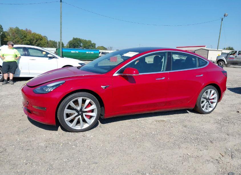 Photo 15 of 2018 Tesla Model 3 LONG RANGE/MID RANGE (VIN 5YJ3E1EA5JF052524)