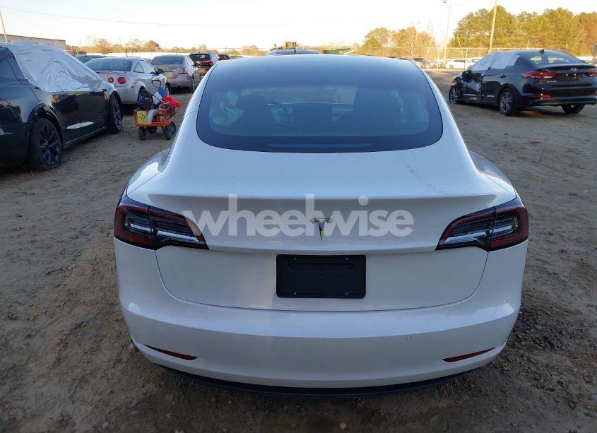Photo 16 of 2020 Tesla Model 3 STANDARD RANGE PLUS REAR-WHEEL DRIVE/STANDARD RANGE REAR-WHEEL DRIVE (VIN 5YJ3E1EA5LF612772)