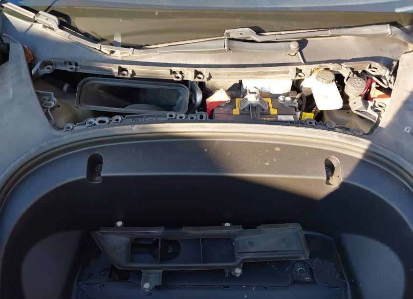 Photo 10 of 2020 Tesla Model 3 STANDARD RANGE PLUS REAR-WHEEL DRIVE/STANDARD RANGE REAR-WHEEL DRIVE (VIN 5YJ3E1EA5LF630057)