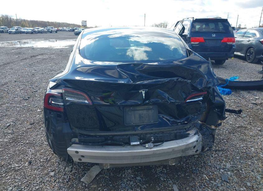 Photo 15 of 2020 Tesla Model 3 STANDARD RANGE PLUS REAR-WHEEL DRIVE/STANDARD RANGE REAR-WHEEL DRIVE (VIN 5YJ3E1EA5LF630057)