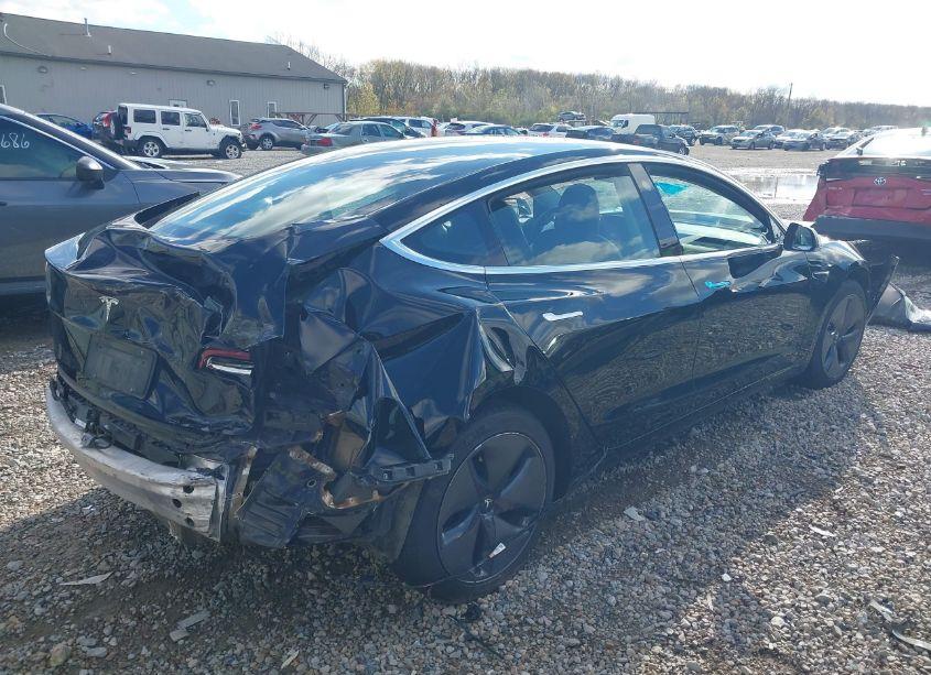 Photo 4 of 2020 Tesla Model 3 STANDARD RANGE PLUS REAR-WHEEL DRIVE/STANDARD RANGE REAR-WHEEL DRIVE (VIN 5YJ3E1EA5LF630057)