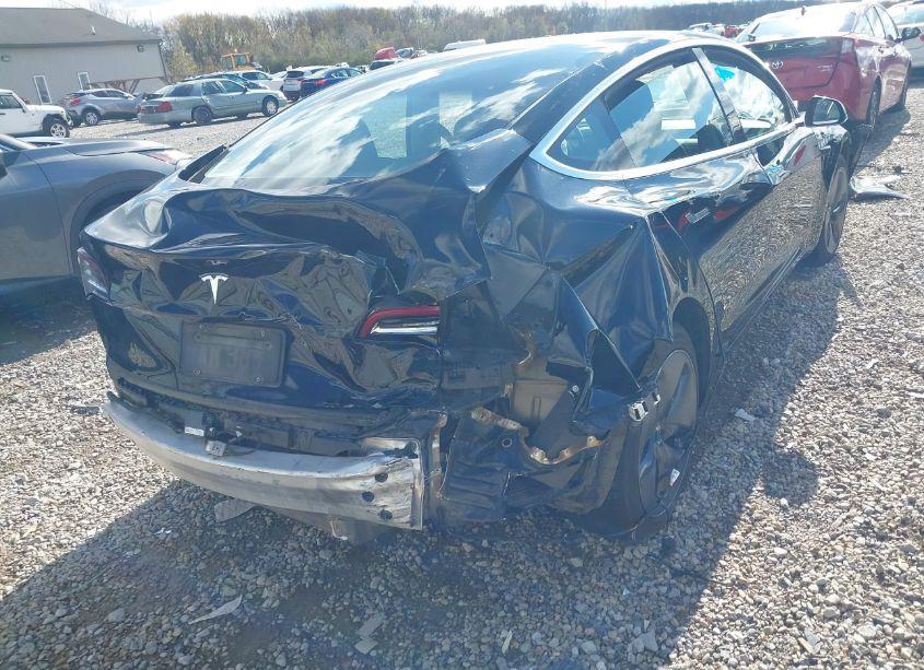 Photo 6 of 2020 Tesla Model 3 STANDARD RANGE PLUS REAR-WHEEL DRIVE/STANDARD RANGE REAR-WHEEL DRIVE (VIN 5YJ3E1EA5LF630057)