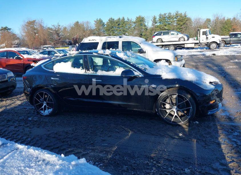 Photo 13 of 2020 Tesla Model 3 STANDARD RANGE PLUS REAR-WHEEL DRIVE/STANDARD RANGE REAR-WHEEL DRIVE (VIN 5YJ3E1EA5LF743362)