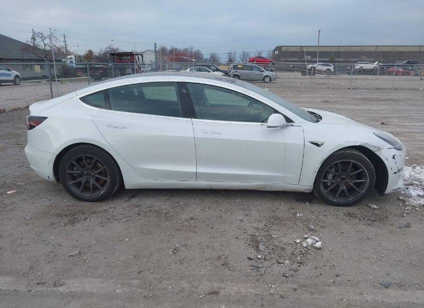 Photo 14 of 2020 Tesla Model 3 STANDARD RANGE PLUS REAR-WHEEL DRIVE/STANDARD RANGE REAR-WHEEL DRIVE (VIN 5YJ3E1EA5LF745371)