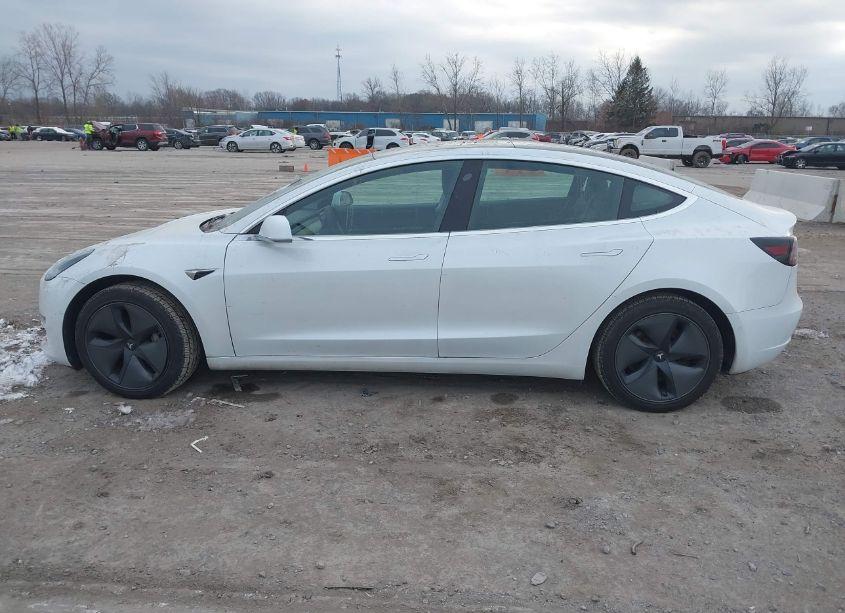 Photo 15 of 2020 Tesla Model 3 STANDARD RANGE PLUS REAR-WHEEL DRIVE/STANDARD RANGE REAR-WHEEL DRIVE (VIN 5YJ3E1EA5LF745371)