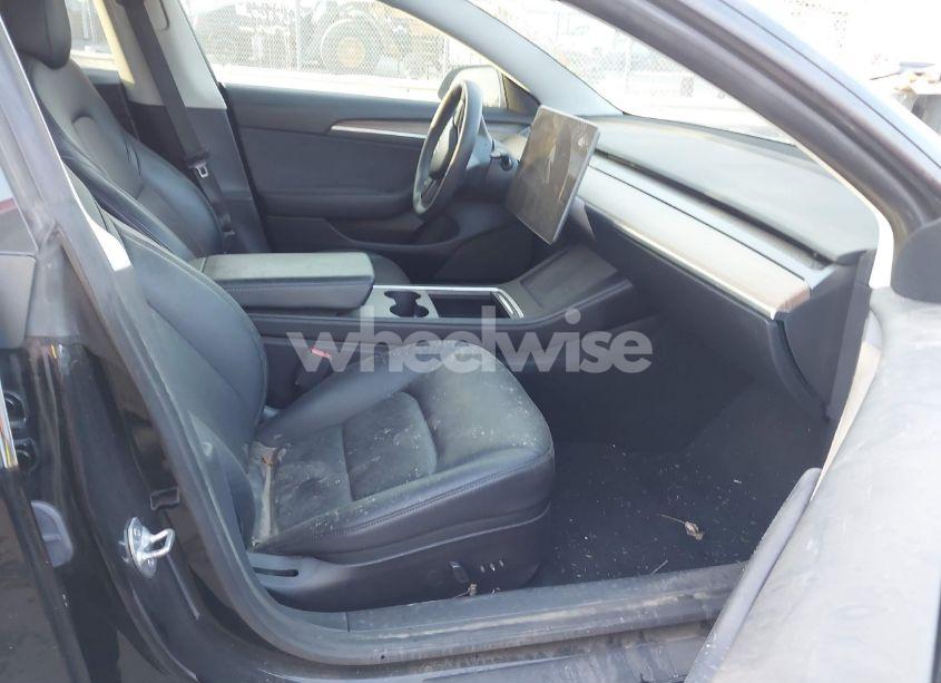 Photo 5 of 2021 Tesla Model 3 STANDARD RANGE PLUS REAR-WHEEL DRIVE (VIN 5YJ3E1EA5MF031614)