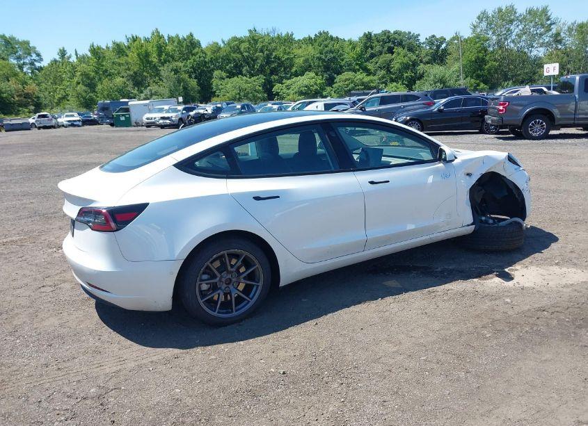 Photo 4 of 2021 Tesla Model 3 STANDARD RANGE PLUS REAR-WHEEL DRIVE (VIN 5YJ3E1EA5MF085107)