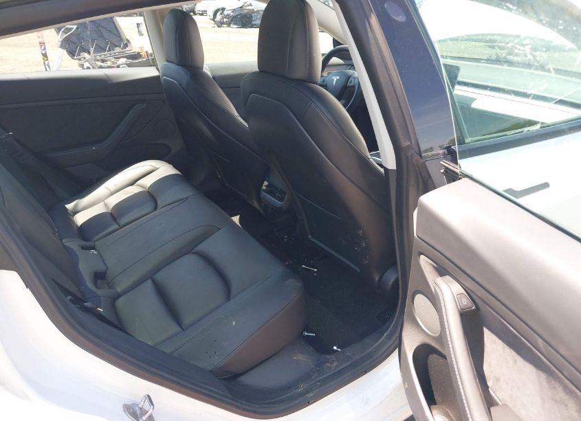 Photo 8 of 2021 Tesla Model 3 STANDARD RANGE PLUS REAR-WHEEL DRIVE (VIN 5YJ3E1EA5MF085107)