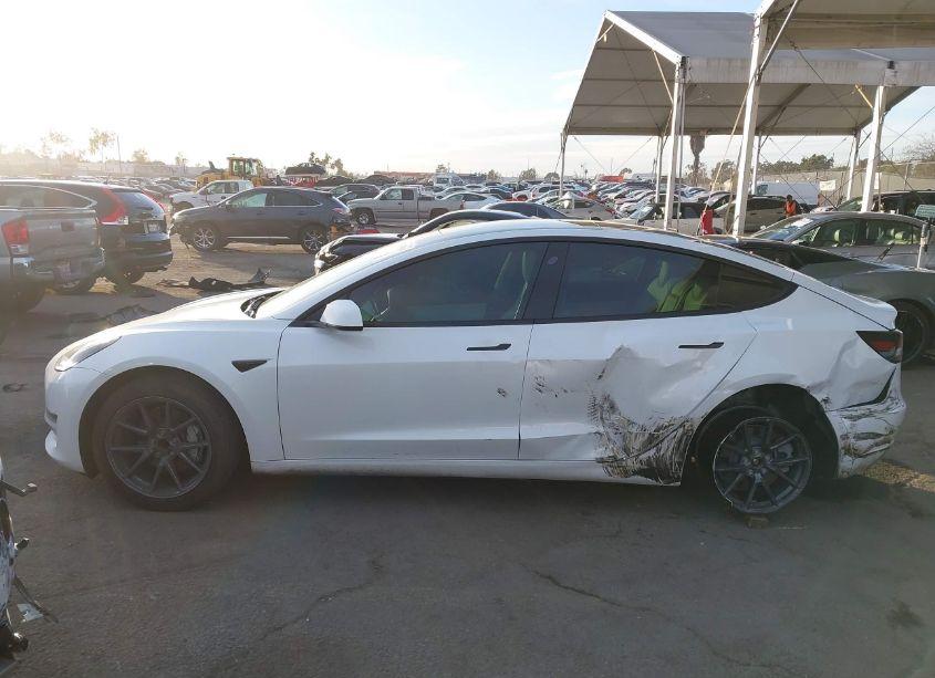Photo 15 of 2021 Tesla Model 3 STANDARD RANGE PLUS REAR-WHEEL DRIVE (VIN 5YJ3E1EA5MF858898)