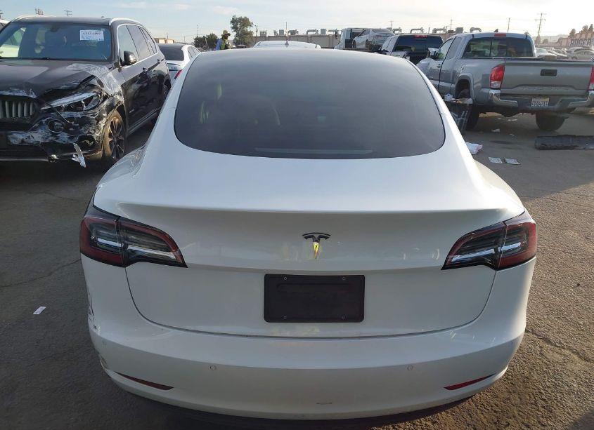 Photo 17 of 2021 Tesla Model 3 STANDARD RANGE PLUS REAR-WHEEL DRIVE (VIN 5YJ3E1EA5MF858898)