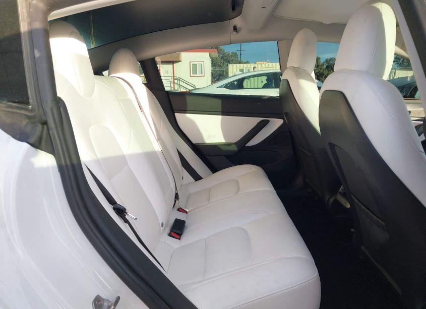 Photo 8 of 2021 Tesla Model 3 STANDARD RANGE PLUS REAR-WHEEL DRIVE (VIN 5YJ3E1EA5MF858898)