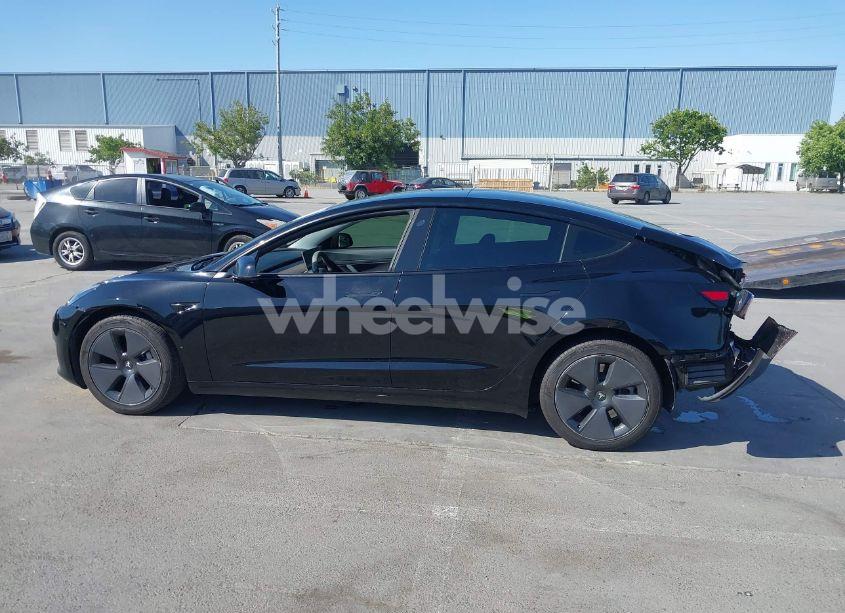 Photo 14 of 2021 Tesla Model 3 STANDARD RANGE PLUS REAR-WHEEL DRIVE (VIN 5YJ3E1EA5MF939299)