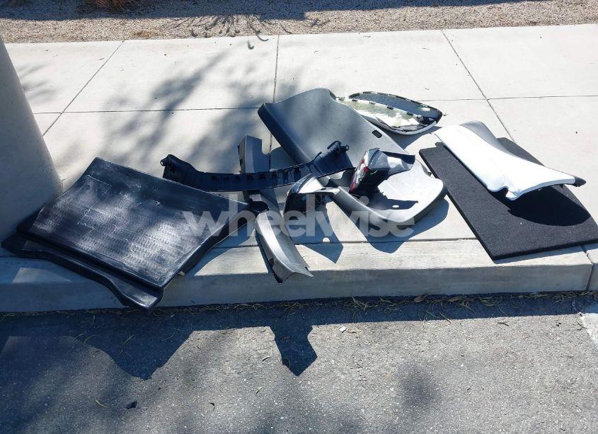 Photo 12 of 2022 Tesla Model 3 REAR-WHEEL DRIVE (VIN 5YJ3E1EA5NF248033)