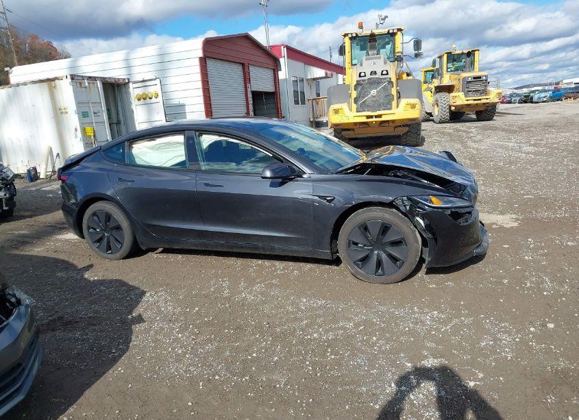 Photo 14 of 2024 Tesla Model 3 REAR-WHEEL DRIVE (VIN 5YJ3E1EA5RF735545)