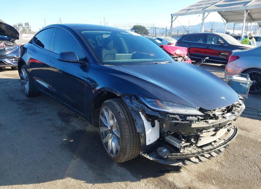 2025 Tesla Model 3 LONG RANGE REAR-WHEEL DRIVE (VIN 5YJ3E1EA5SF873673) main photo