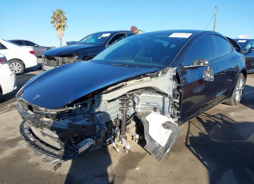 Photo 2 of 2025 Tesla Model 3 LONG RANGE REAR-WHEEL DRIVE (VIN 5YJ3E1EA5SF873673)