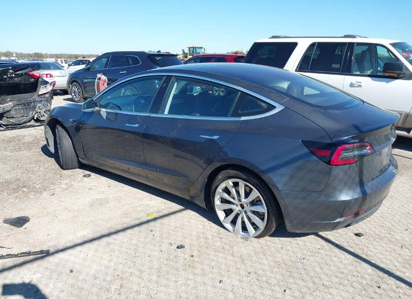 Photo 3 of 2018 Tesla Model 3 LONG RANGE/MID RANGE (VIN 5YJ3E1EA6JF020066)