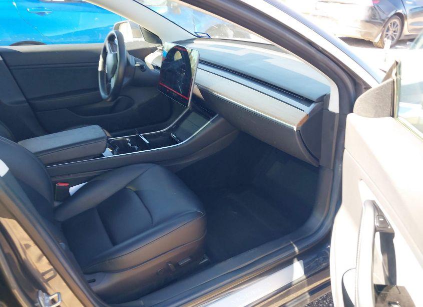 Photo 5 of 2018 Tesla Model 3 LONG RANGE/MID RANGE (VIN 5YJ3E1EA6JF020066)