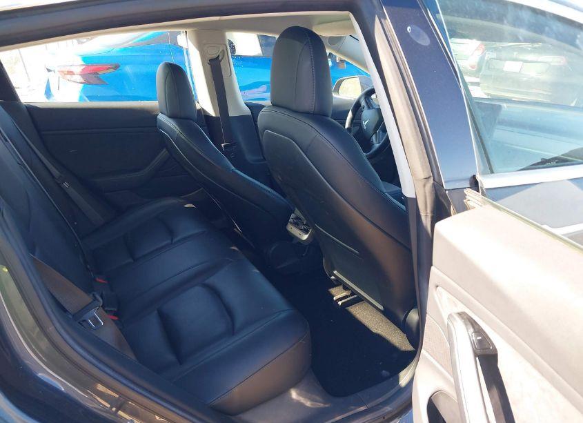 Photo 8 of 2018 Tesla Model 3 LONG RANGE/MID RANGE (VIN 5YJ3E1EA6JF020066)