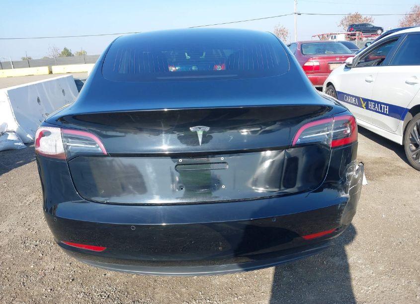 Photo 16 of 2018 Tesla Model 3 LONG RANGE/MID RANGE (VIN 5YJ3E1EA6JF046747)