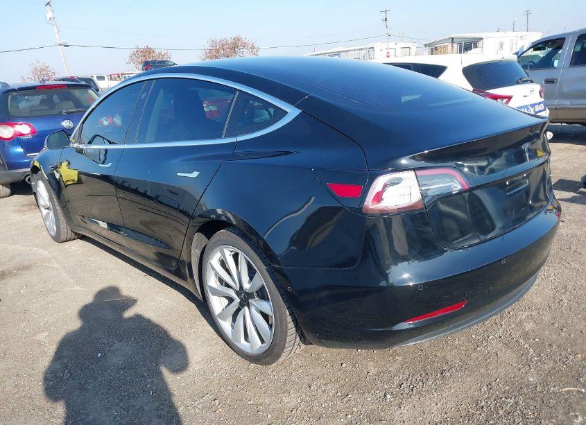 Photo 3 of 2018 Tesla Model 3 LONG RANGE/MID RANGE (VIN 5YJ3E1EA6JF046747)