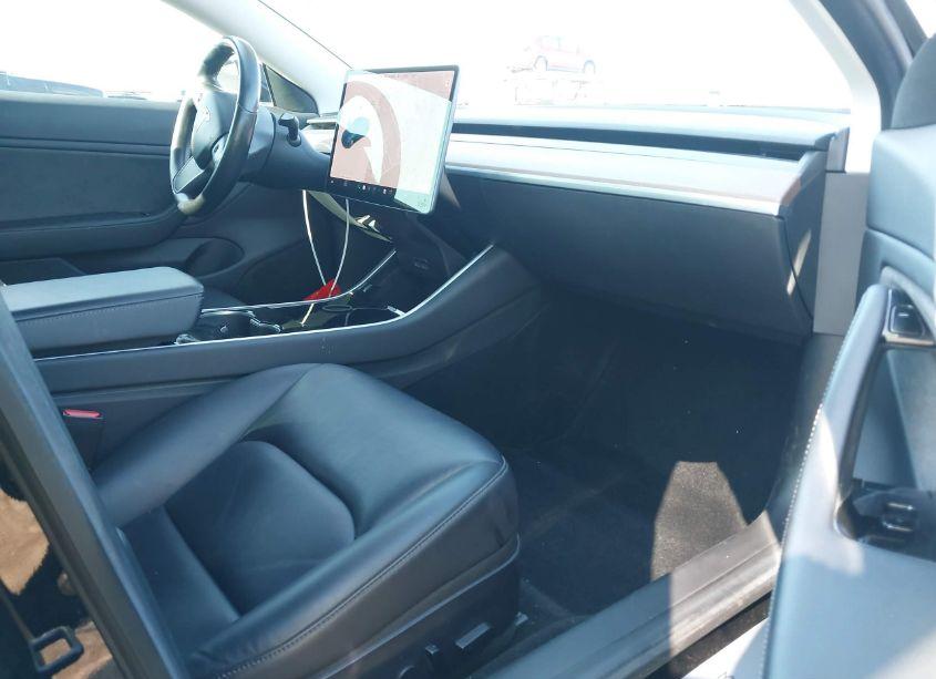 Photo 5 of 2018 Tesla Model 3 LONG RANGE/MID RANGE (VIN 5YJ3E1EA6JF046747)