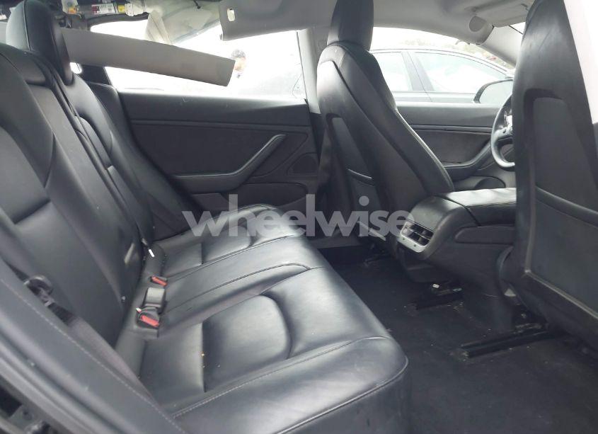 Photo 8 of 2018 Tesla Model 3 LONG RANGE/MID RANGE (VIN 5YJ3E1EA6JF175832)