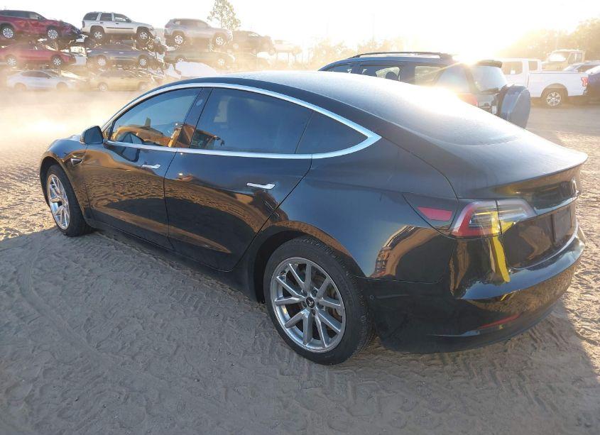 Photo 3 of 2019 Tesla Model 3 LONG RANGE/MID RANGE/STANDARD RANGE/STANDARD RANGE PLUS (VIN 5YJ3E1EA6KF323561)