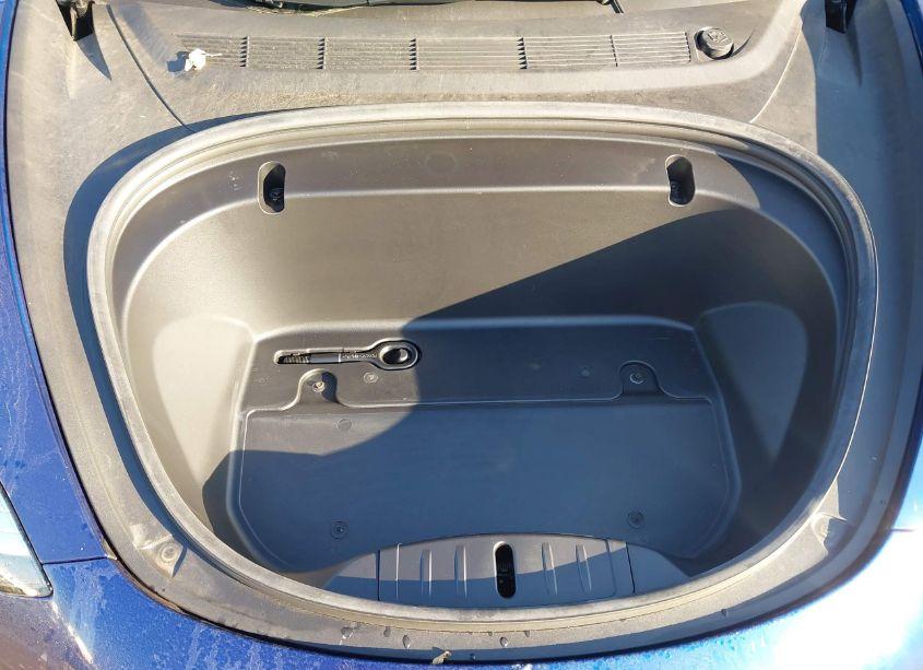 Photo 10 of 2020 Tesla Model 3 STANDARD RANGE PLUS REAR-WHEEL DRIVE/STANDARD RANGE REAR-WHEEL DRIVE (VIN 5YJ3E1EA6LF645876)