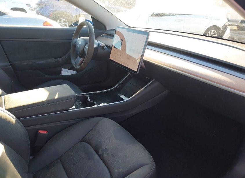 Photo 5 of 2020 Tesla Model 3 STANDARD RANGE PLUS REAR-WHEEL DRIVE/STANDARD RANGE REAR-WHEEL DRIVE (VIN 5YJ3E1EA6LF645876)