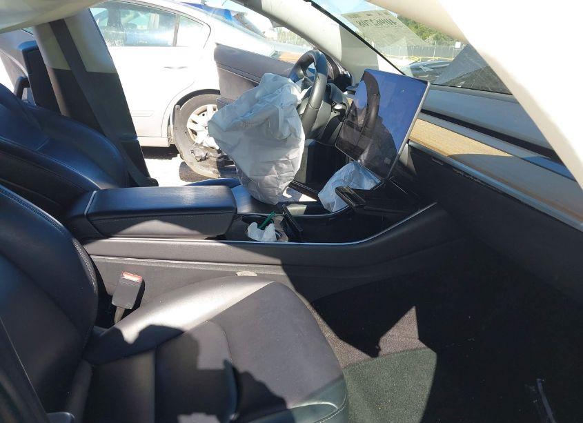 Photo 5 of 2020 Tesla Model 3 (VIN 5YJ3E1EA6LF660877)