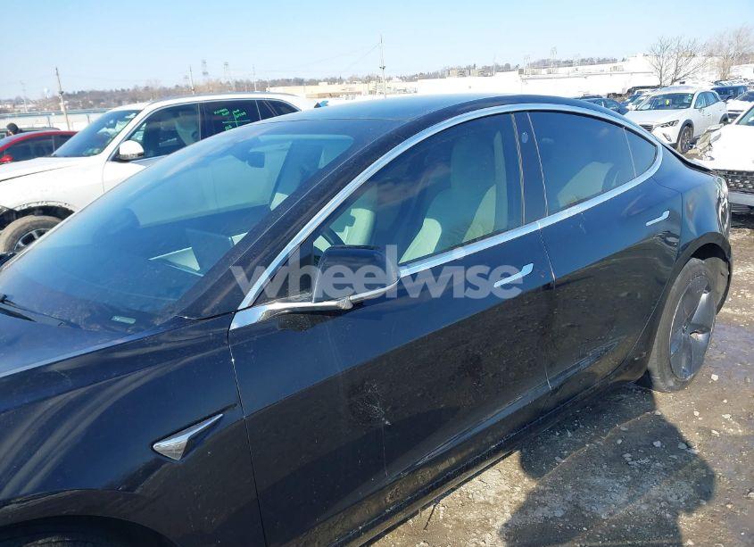 Photo 16 of 2020 Tesla Model 3 (VIN 5YJ3E1EA6LF662080)