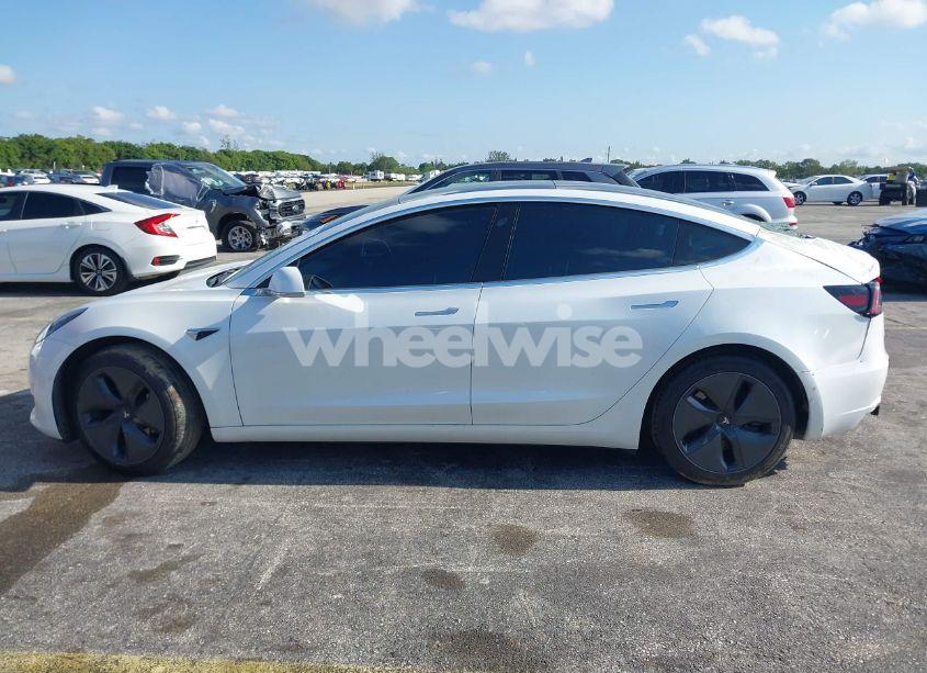 Photo 13 of 2020 Tesla Model 3 STANDARD RANGE PLUS REAR-WHEEL DRIVE/STANDARD RANGE REAR-WHEEL DRIVE (VIN 5YJ3E1EA6LF799620)