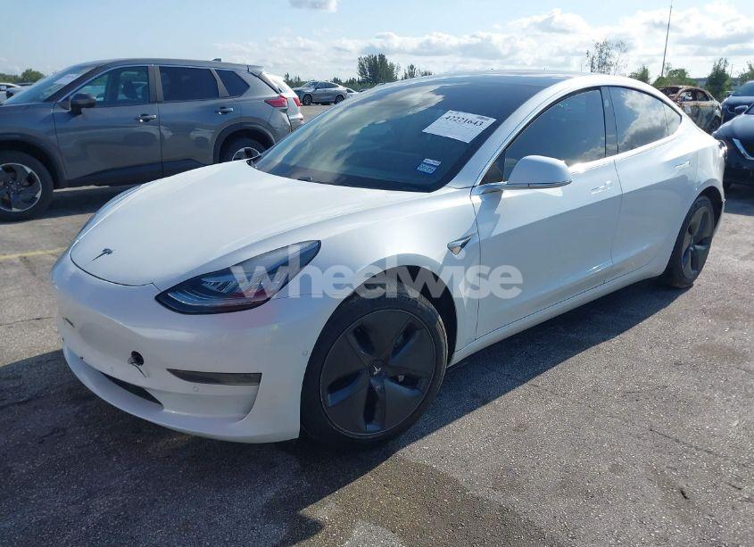 Photo 2 of 2020 Tesla Model 3 STANDARD RANGE PLUS REAR-WHEEL DRIVE/STANDARD RANGE REAR-WHEEL DRIVE (VIN 5YJ3E1EA6LF799620)