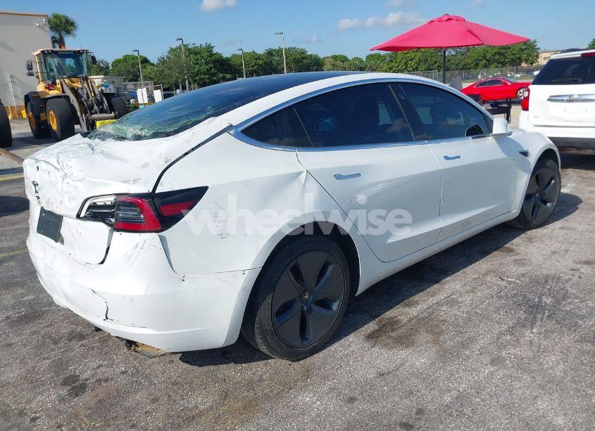 Photo 4 of 2020 Tesla Model 3 STANDARD RANGE PLUS REAR-WHEEL DRIVE/STANDARD RANGE REAR-WHEEL DRIVE (VIN 5YJ3E1EA6LF799620)