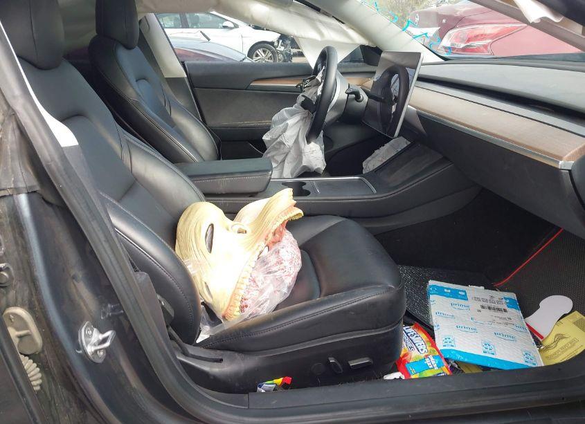 Photo 5 of 2021 Tesla Model 3 STANDARD RANGE PLUS REAR-WHEEL DRIVE (VIN 5YJ3E1EA6MF097055)