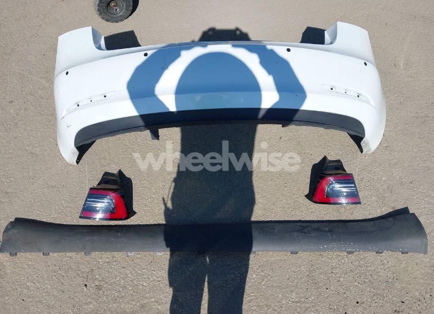 Photo 12 of 2022 Tesla Model 3 REAR-WHEEL DRIVE (VIN 5YJ3E1EA6NF130895)