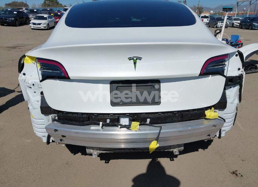 Photo 6 of 2022 Tesla Model 3 REAR-WHEEL DRIVE (VIN 5YJ3E1EA6NF130895)